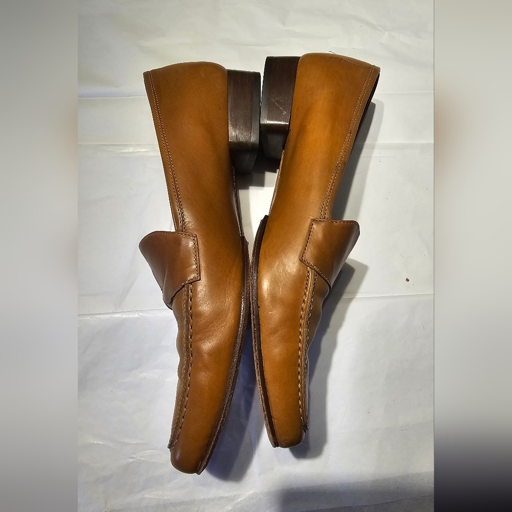 Women's Rangoni Firenze Made In Italy Leather Loafers Size 7.5 - Picture 4 of 11